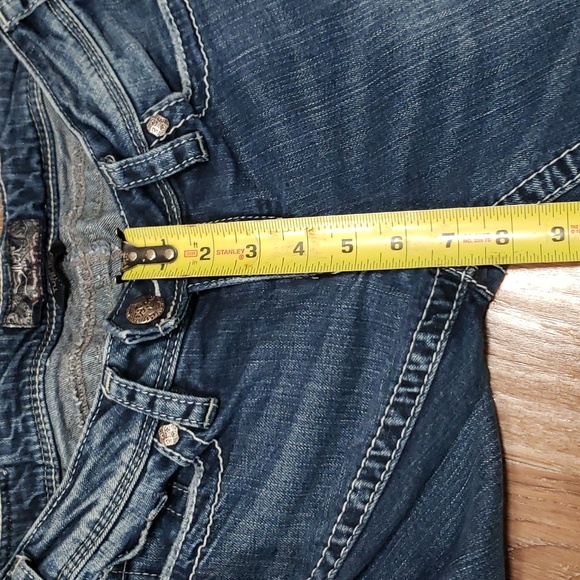 (W28/35L) Silver Jeans Co. Tuesday 16 ½" Designed in Canada Slim Denim Classic - Picture 9 of 11